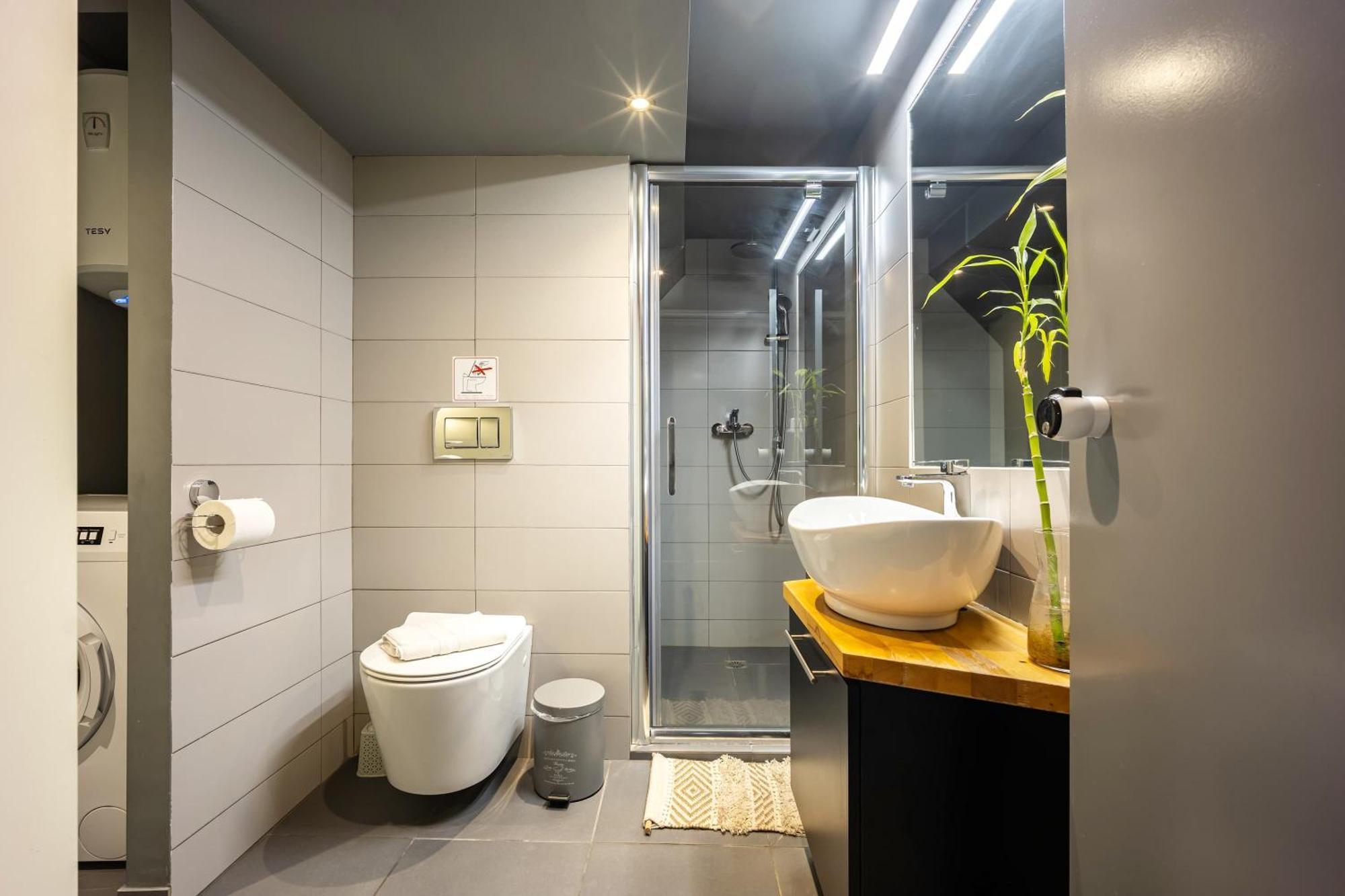 Gazi Urban Residence Atenas Exterior foto